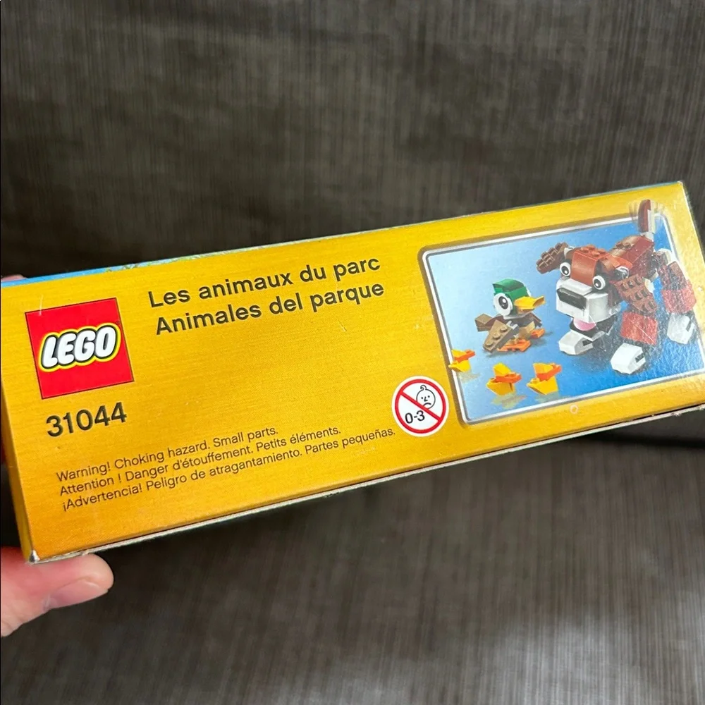 LEGO Creator Park Animals 31044 Retired Set 202 pieces NEW
